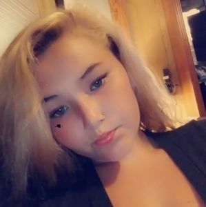 Meet your Posher, Genevieve